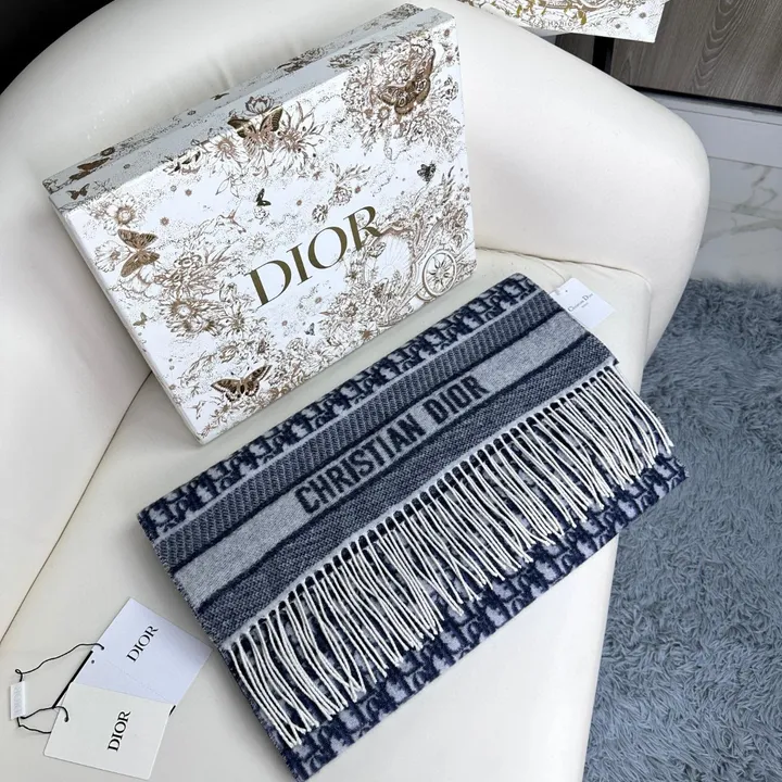 スーパーコピー ディオール マフラー