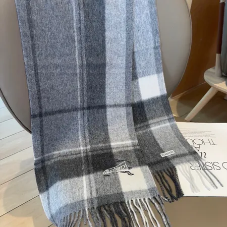 スーパーコピー バーバリー ス マフラー