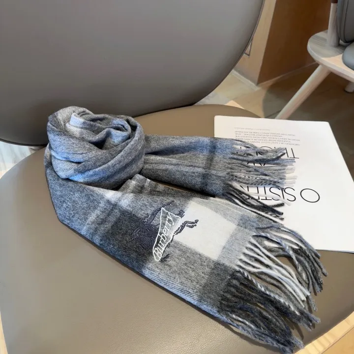 スーパーコピー バーバリー ス マフラー