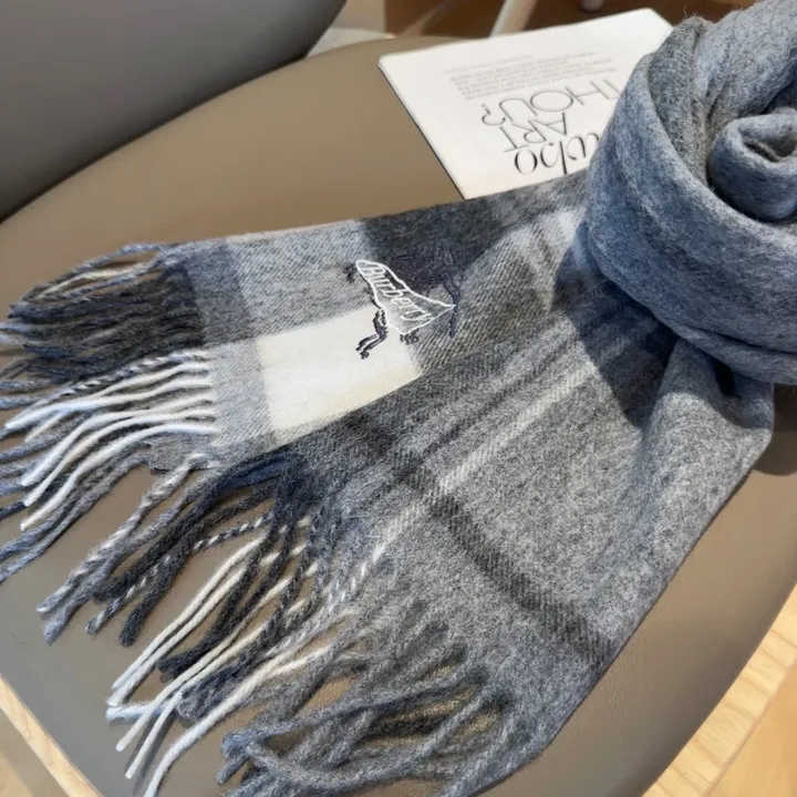 スーパーコピー バーバリー ス マフラー