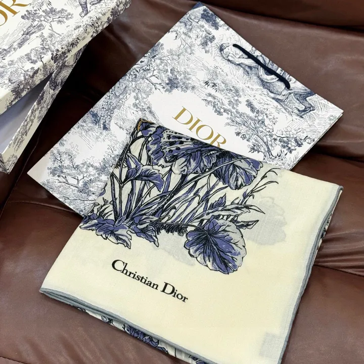 スーパーコピー ディオール マフラー