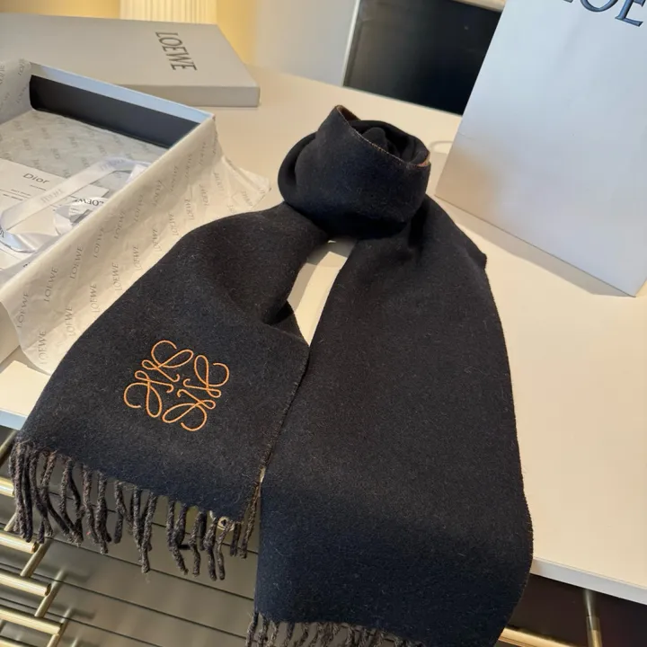 スーパーコピー ロエベ マフラー