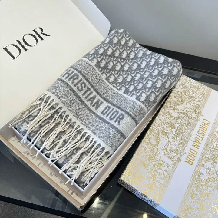 スーパーコピー グッチ マフラー