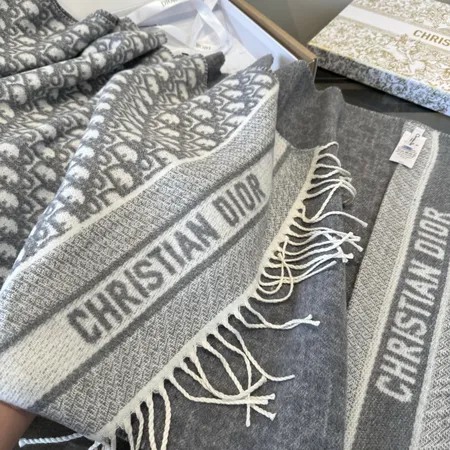 スーパーコピー グッチ マフラー