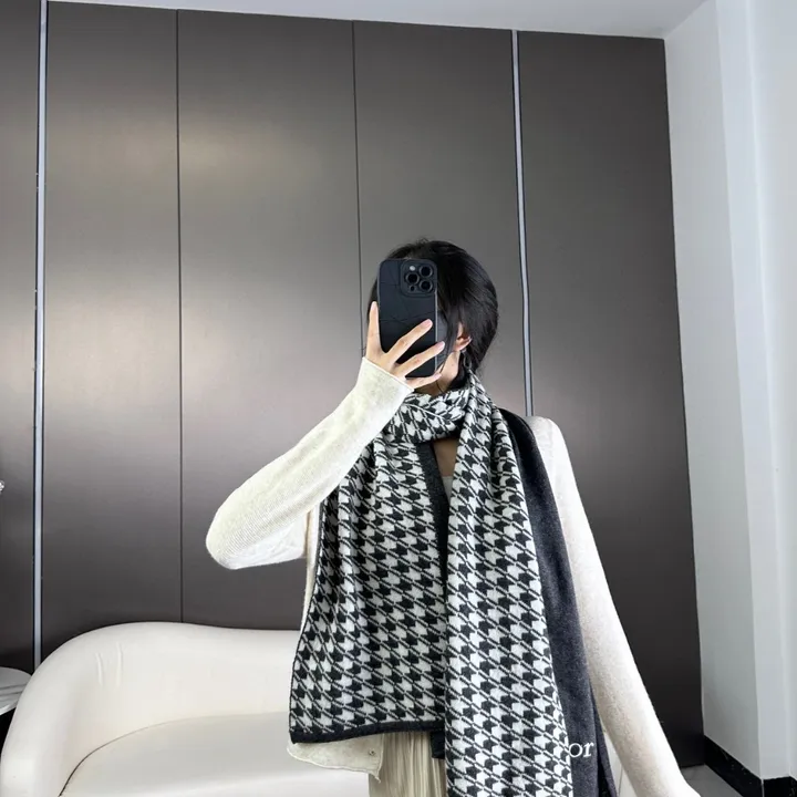 スーパーコピー ディオール マフラー