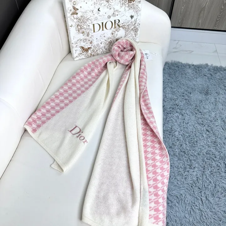 スーパーコピー ディオール マフラー