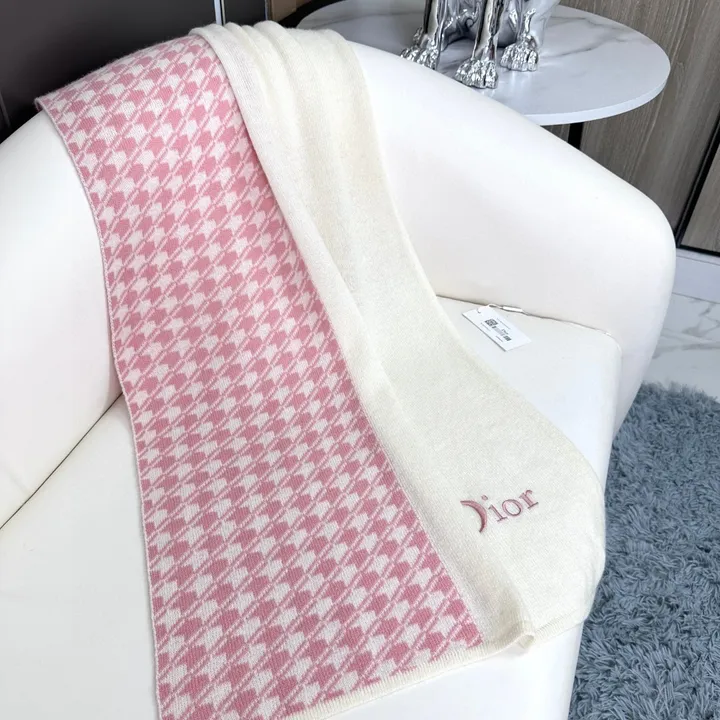 スーパーコピー ディオール マフラー