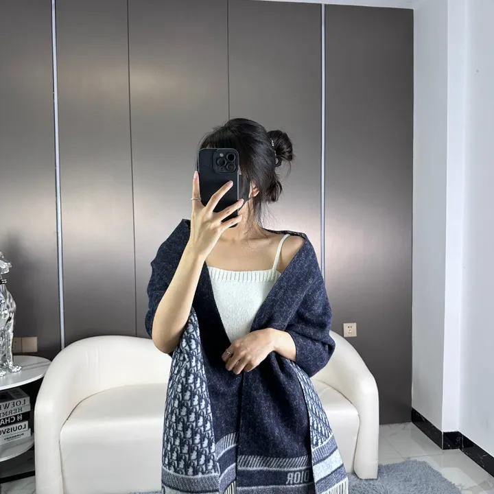 スーパーコピー ディオール マフラー