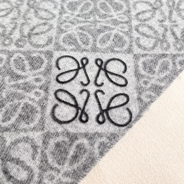 スーパーコピー ロエベ マフラー