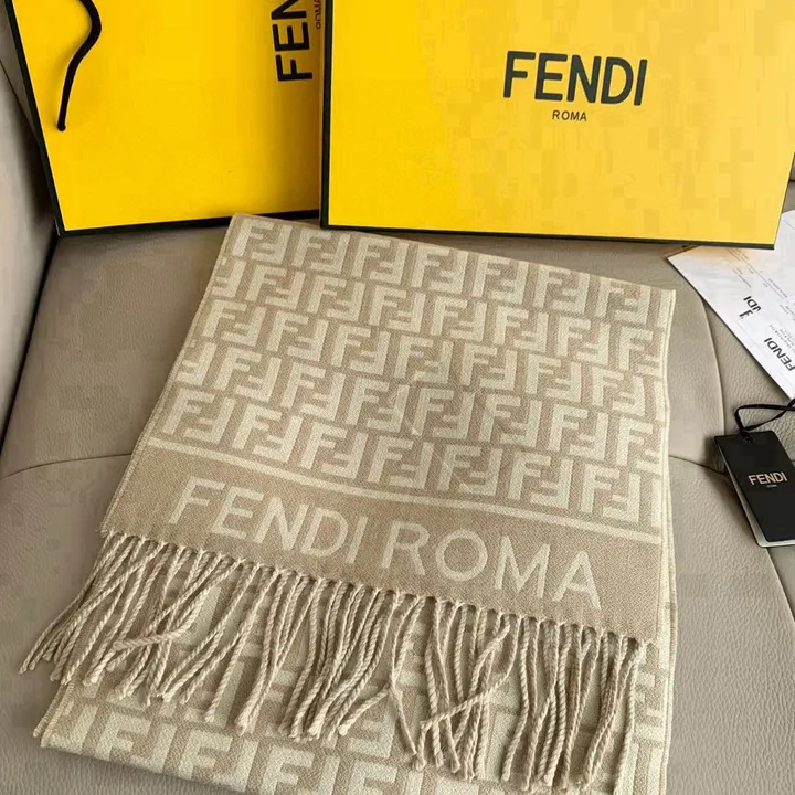 スーパーコピー フェンディ マフラー