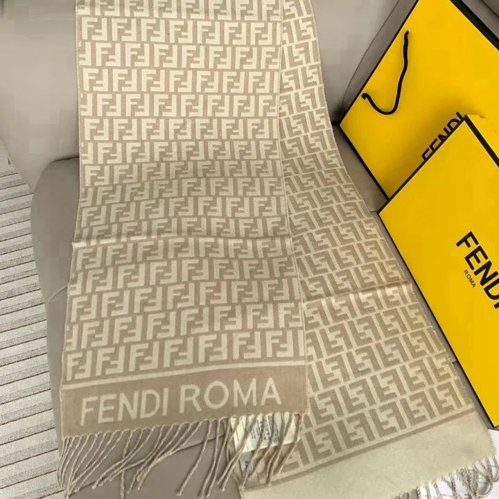 スーパーコピー フェンディ マフラー