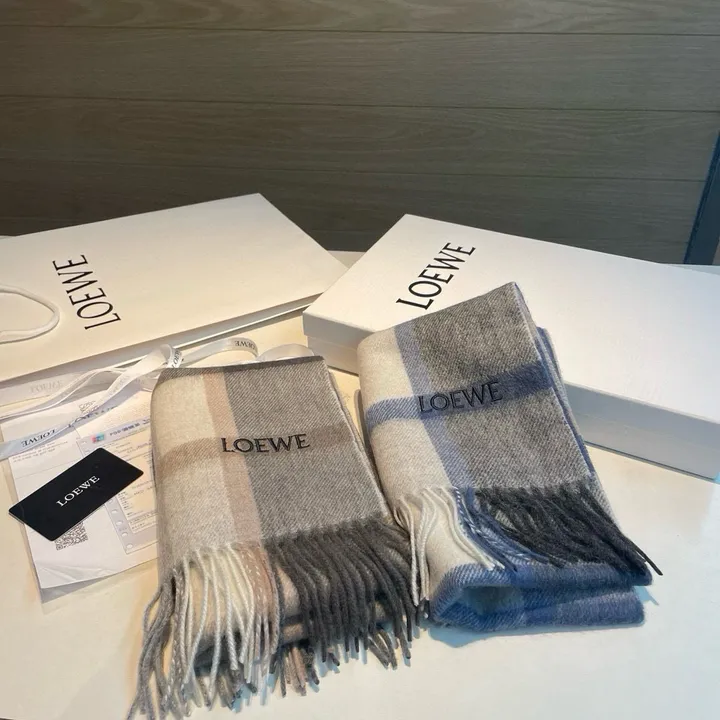 スーパーコピー ロエベ マフラー