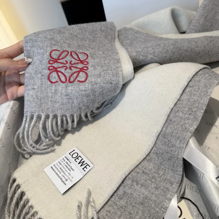 スーパーコピー ロエベ マフラー