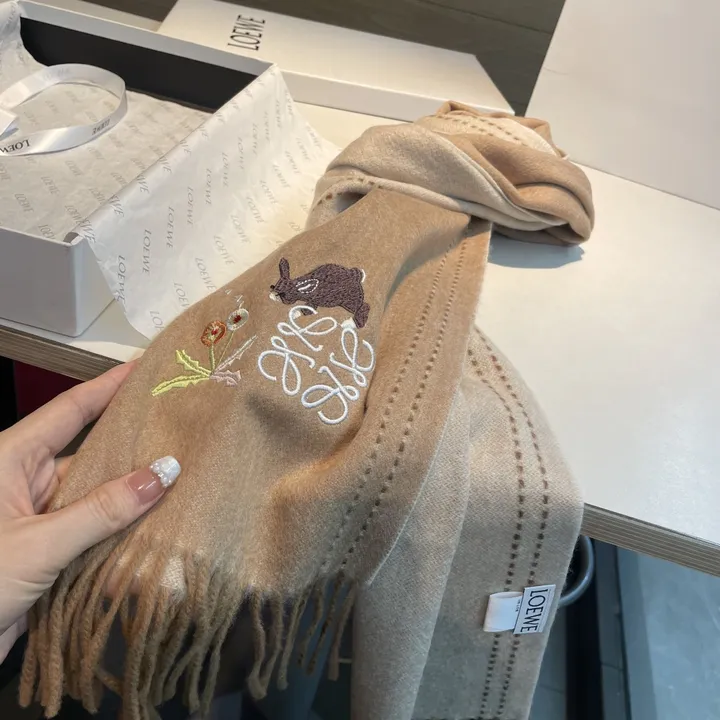 スーパーコピー ロエベ マフラー