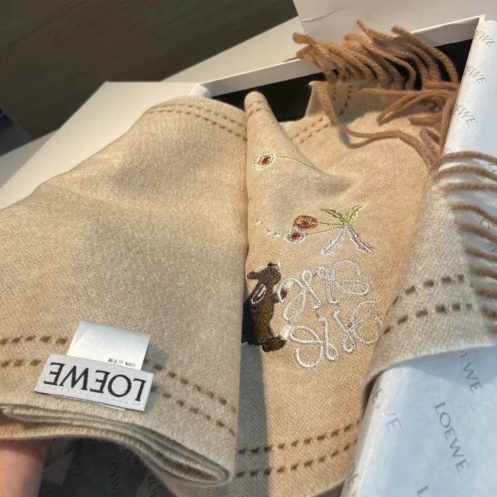 スーパーコピー ロエベ マフラー