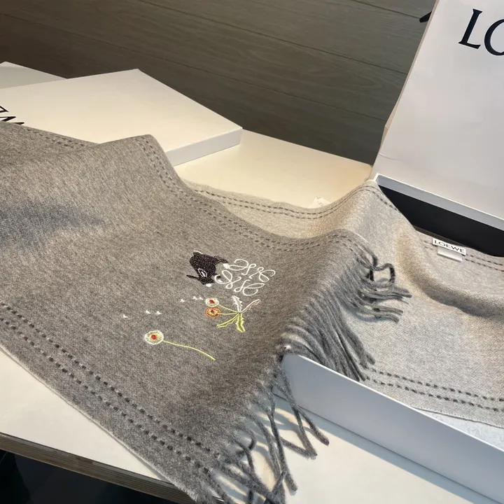 スーパーコピー ロエベ マフラー