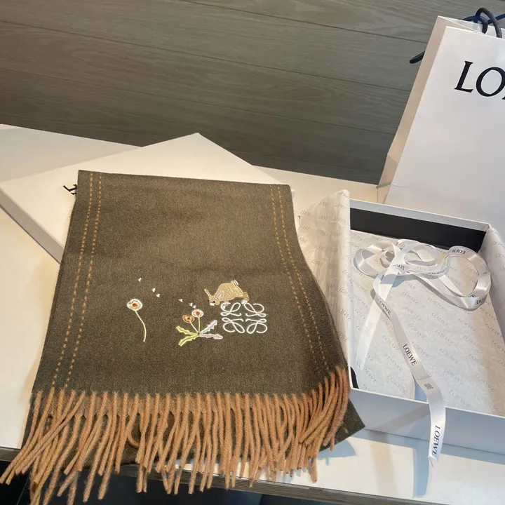 スーパーコピー ロエベ マフラー