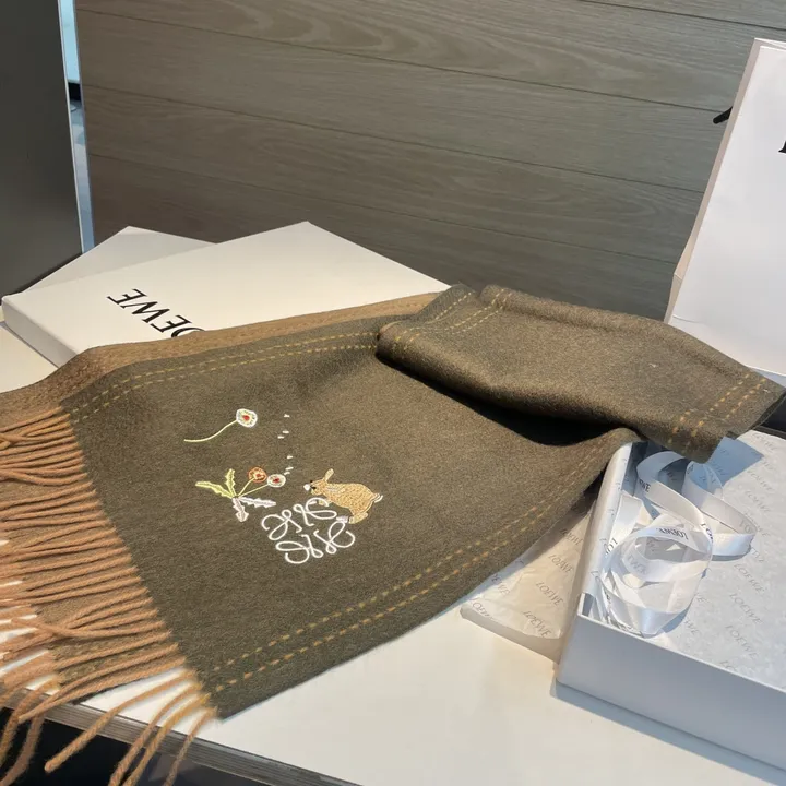 スーパーコピー ロエベ マフラー