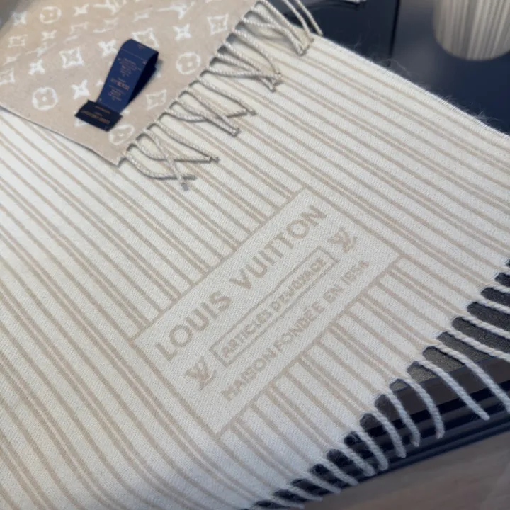 スーパーコピー ルイヴィトン マフラー