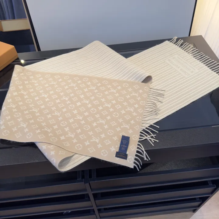 スーパーコピー ルイヴィトン マフラー