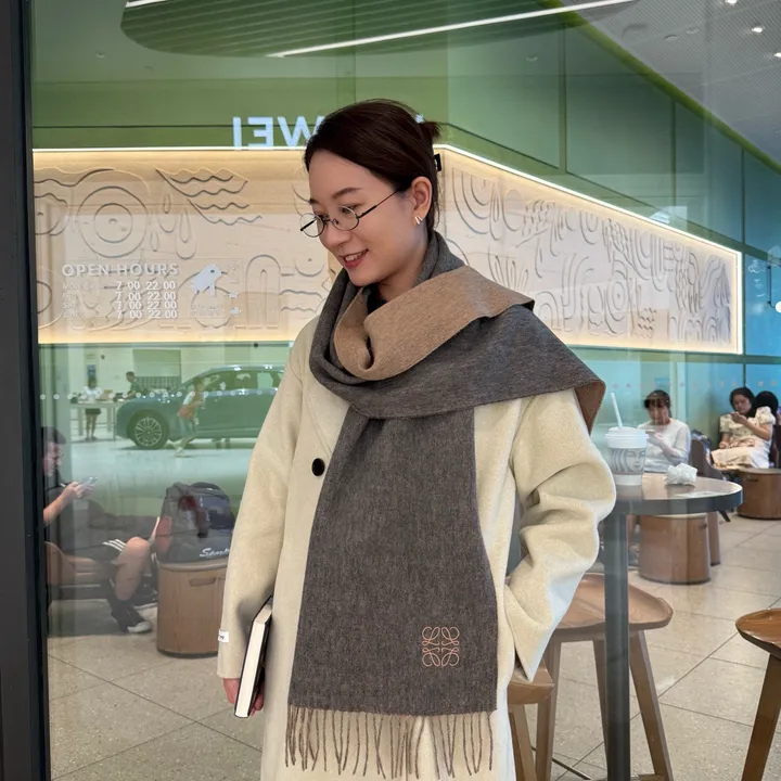 スーパーコピー ロエベ マフラー