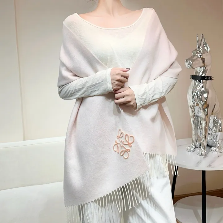 スーパーコピー ロエベ マフラー