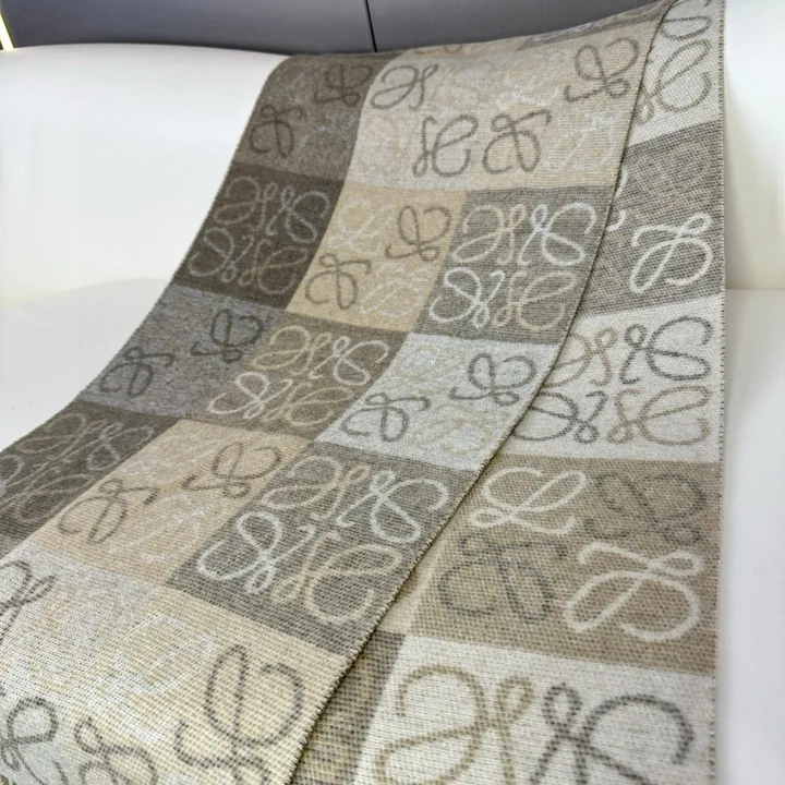 スーパーコピー ロエベ マフラー