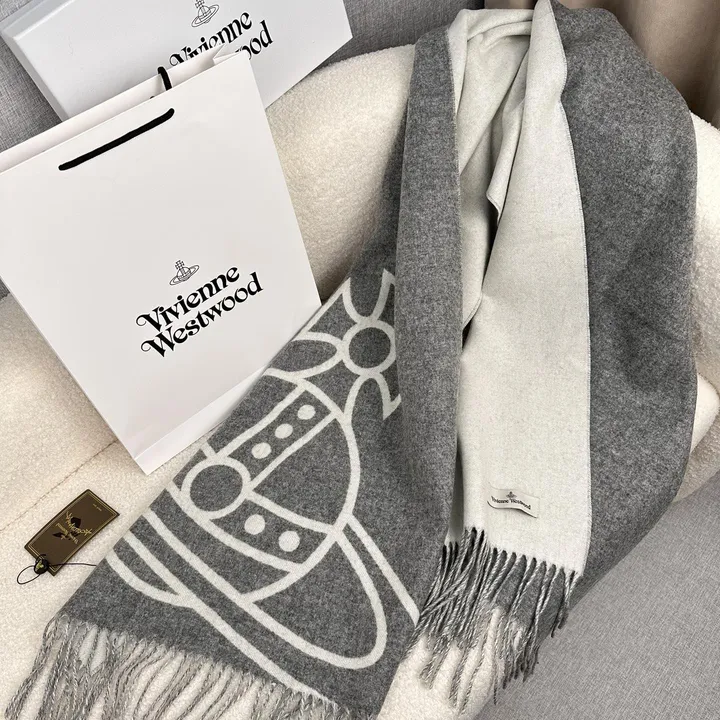 スーパーコピー ヴィヴィアン・ウエストウッド マフラー