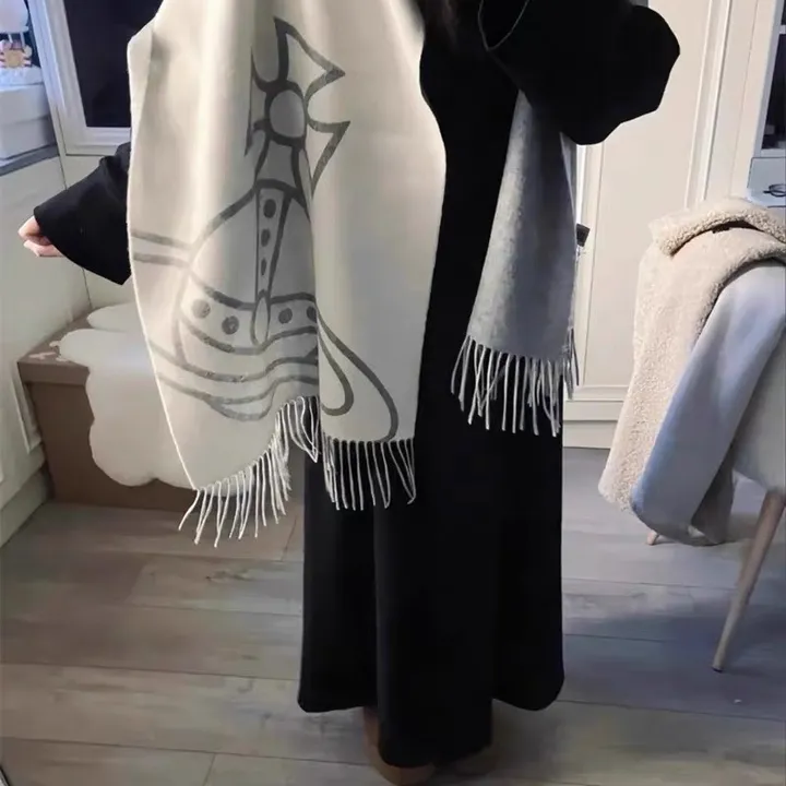 スーパーコピー ヴィヴィアン・ウエストウッド マフラー