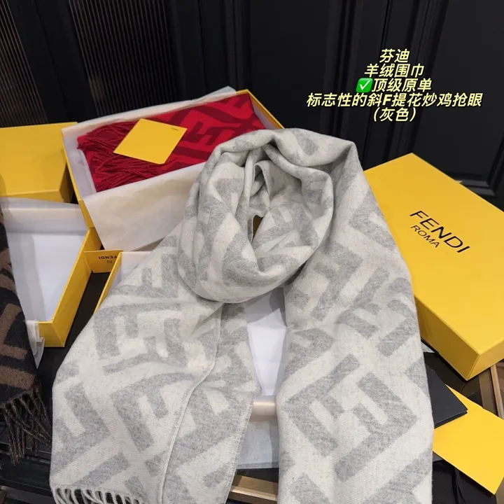 スーパーコピー フェンディ マフラー