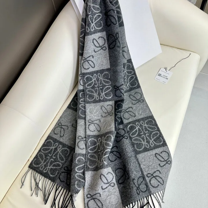 スーパーコピー ロエベ マフラー