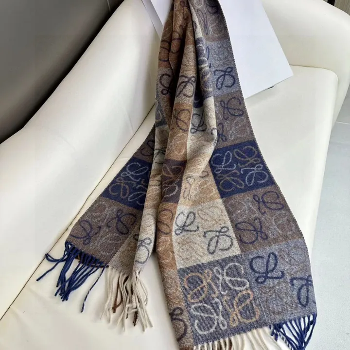 スーパーコピー ロエベ マフラー