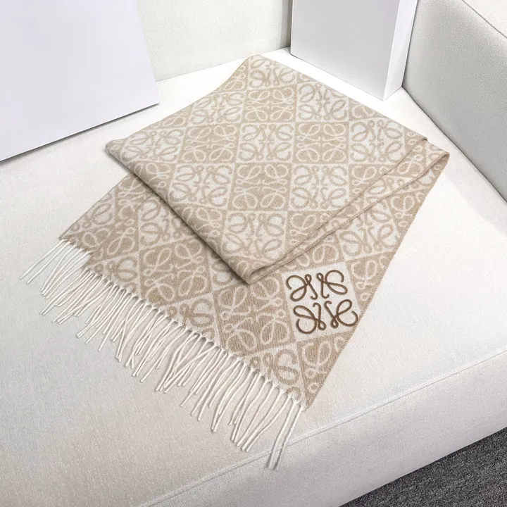 スーパーコピー ロエベ マフラー