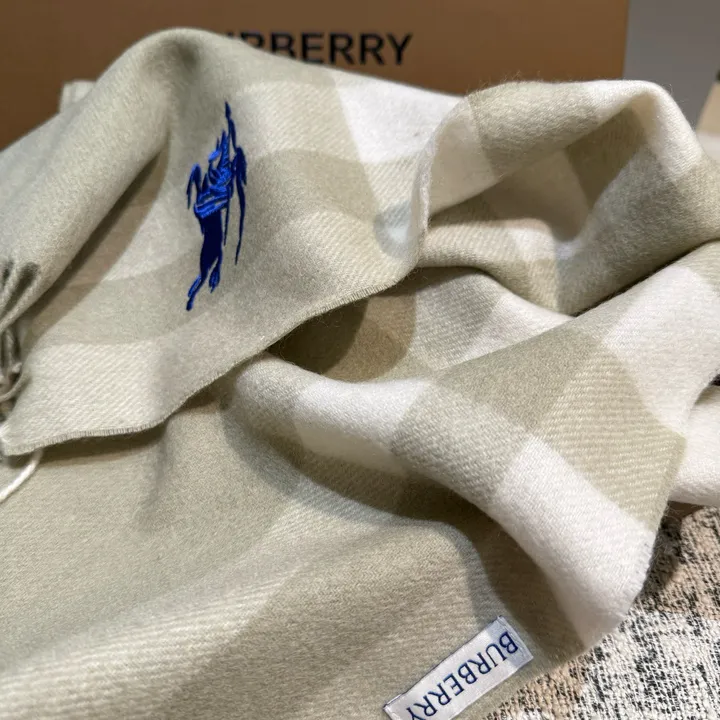 スーパーコピー バーバリー ス マフラー