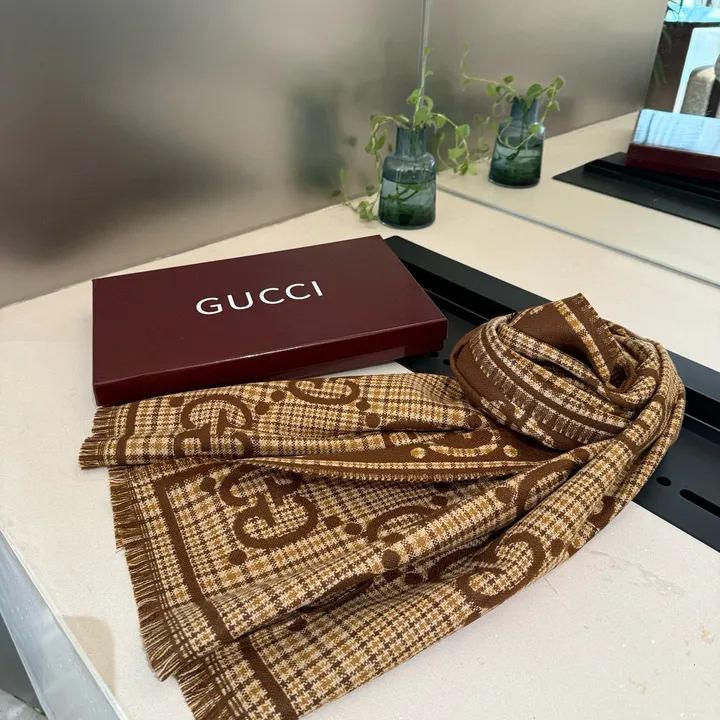 スーパーコピー グッチ マフラー