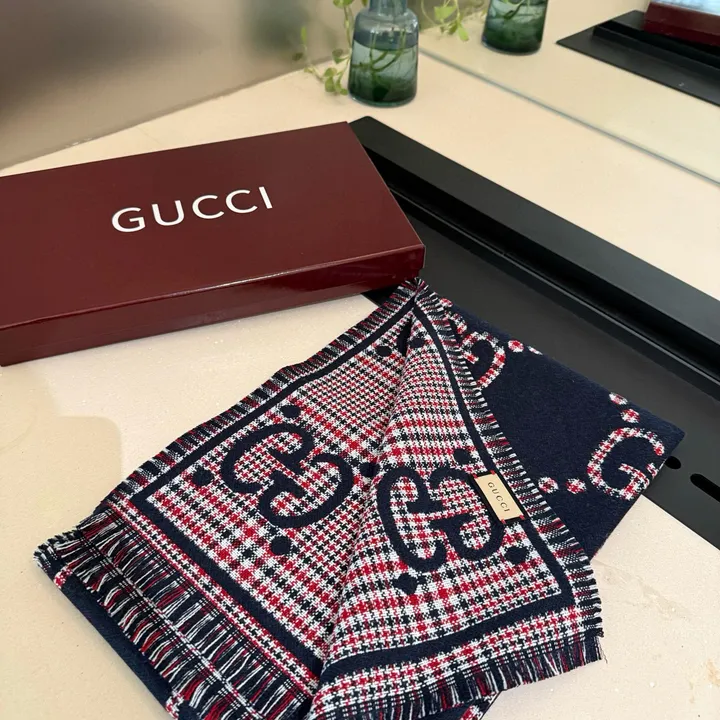 スーパーコピー グッチ マフラー