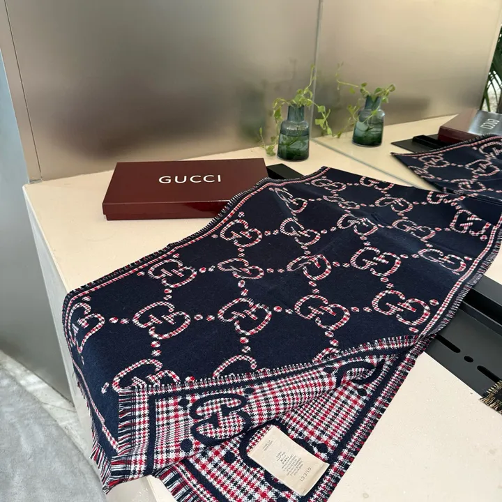 スーパーコピー グッチ マフラー