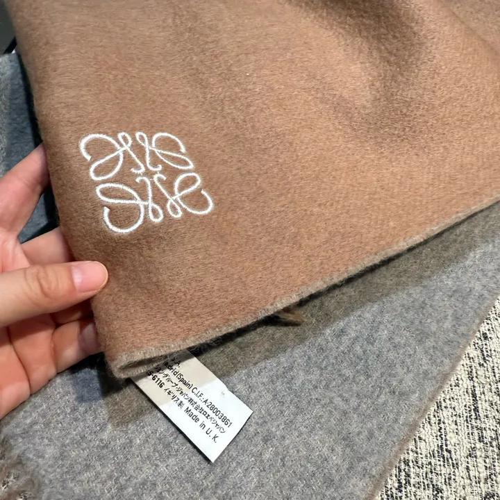 スーパーコピー ロエベ マフラー