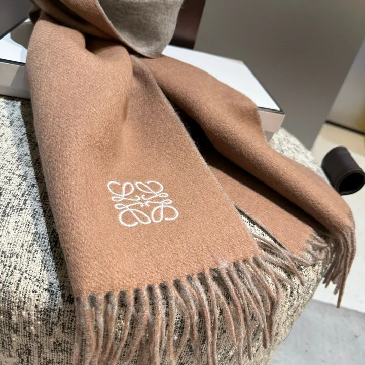 スーパーコピー ロエベ マフラー