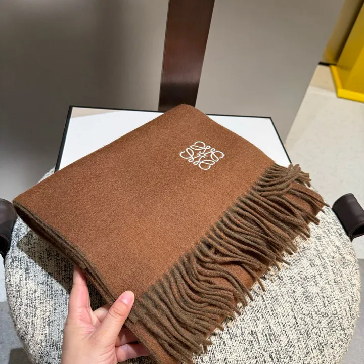 スーパーコピー ロエベ マフラー