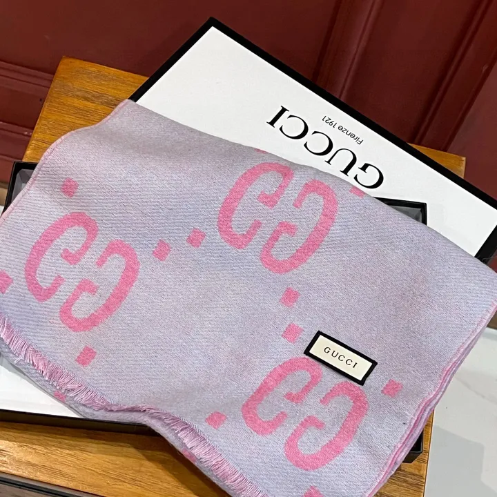 スーパーコピー グッチ マフラー