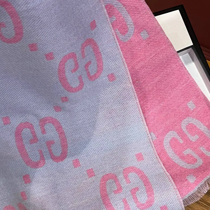 スーパーコピー グッチ マフラー