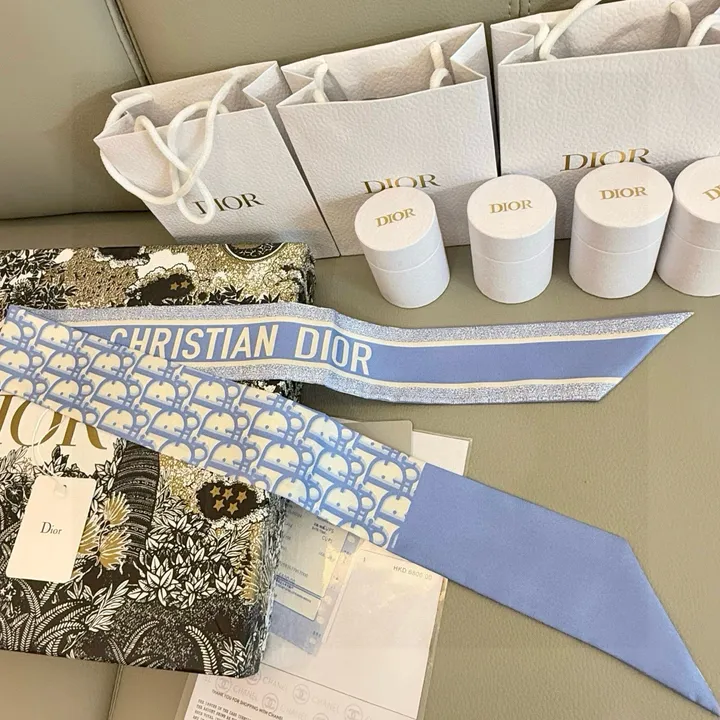 スーパーコピー ディオール マフラー