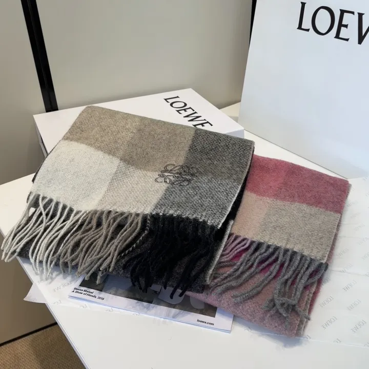 スーパーコピー ロエベ マフラー