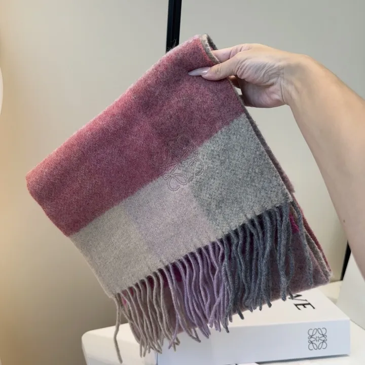 スーパーコピー ロエベ マフラー