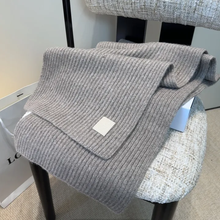 スーパーコピー ロエベ マフラー