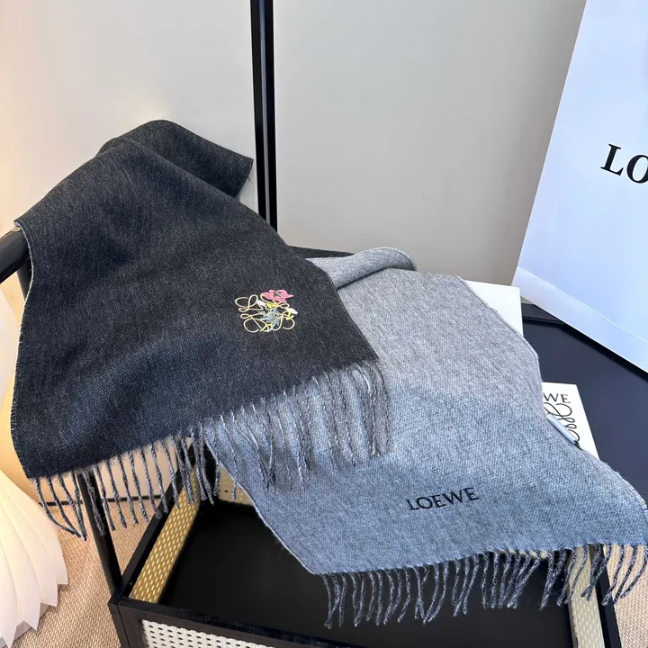 スーパーコピー ロエベ マフラー