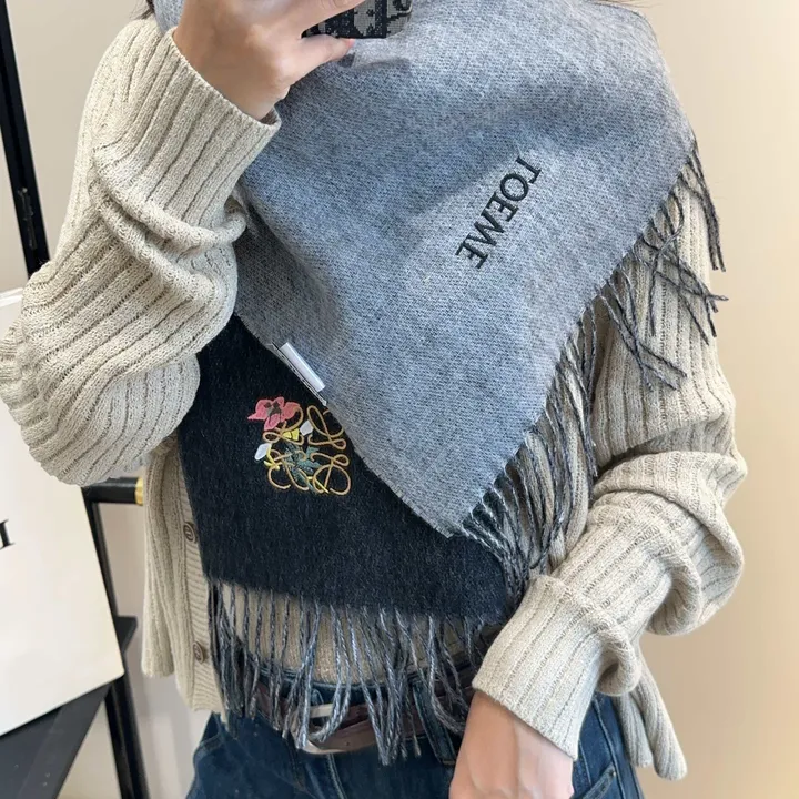 スーパーコピー ロエベ マフラー