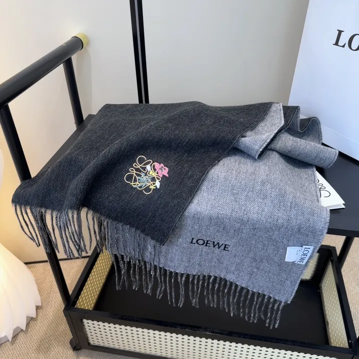 スーパーコピー ロエベ マフラー