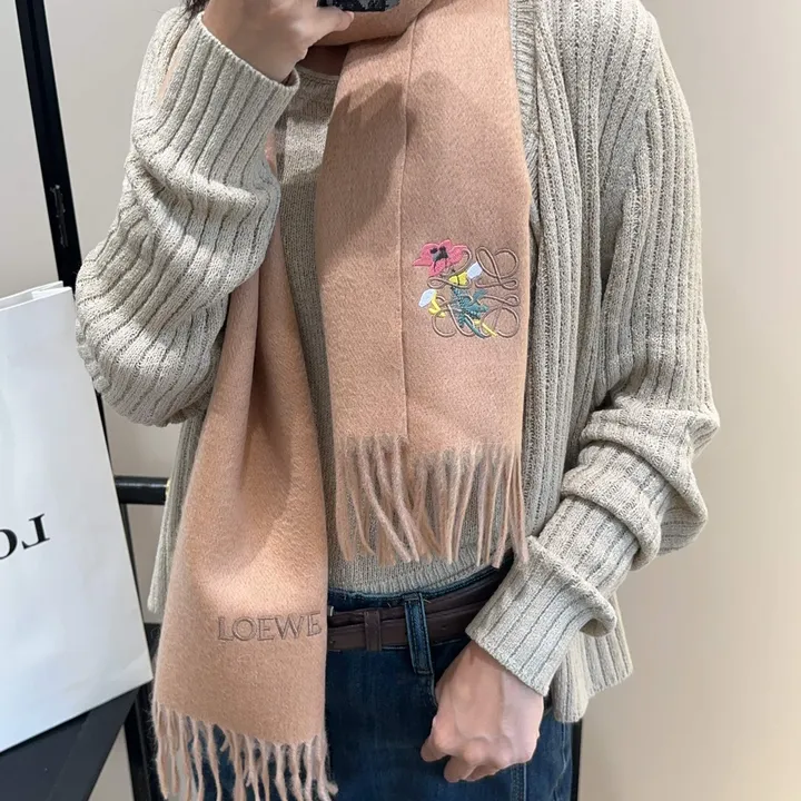 スーパーコピー ロエベ マフラー